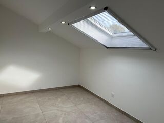  Appartement à louer 3 pièces 70 m²