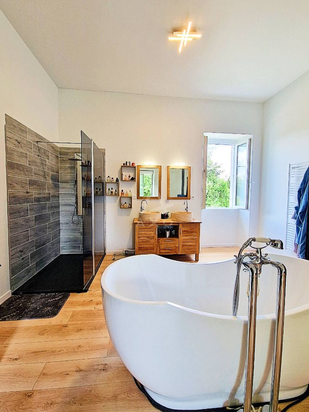 � vendre  Villa Salies-de-B�arn (64270)