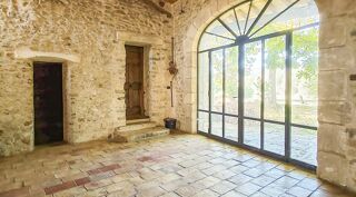  Maison  vendre 15 + pices 450 m