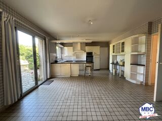  Maison � vendre 7 pi�ces 329 m�