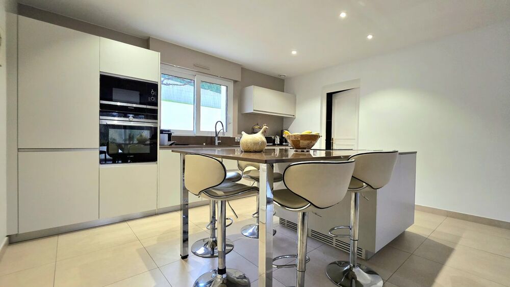 � vendre  Villa Saint-Av� (56890)