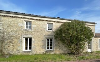  Villa  vendre 7 pices 199 m