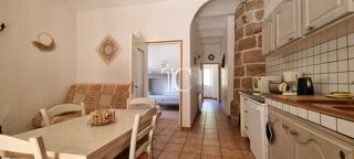  Villa � vendre 15 + pi�ces 320 m�