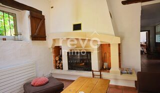  Maison  vendre 8 pices 232 m