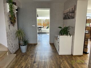  Maison à vendre 6 pièces 196 m²