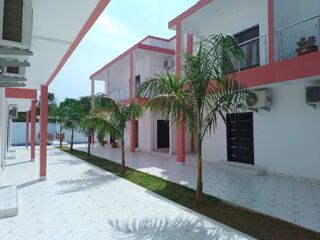  Maison � vendre 4 pi�ces 194 m� Saly