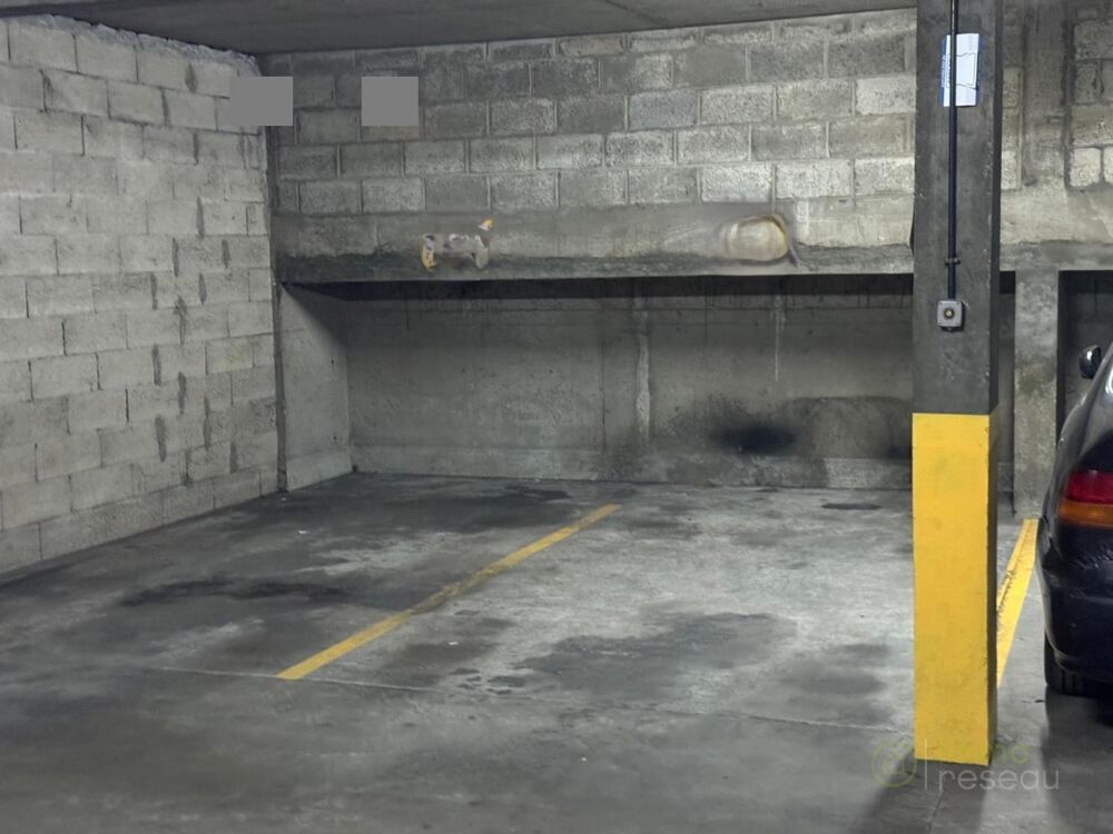 Vente Parking/Garage Parking intérieur Paris 17