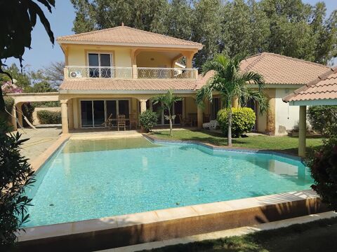  Maison � louer 5 pi�ces 220 m� Nguerigne