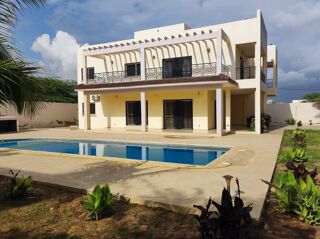  Maison � vendre 12 pi�ces 450 m� La somone