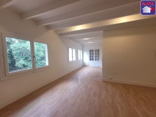  Appartement à louer 2 pièces 52 m²