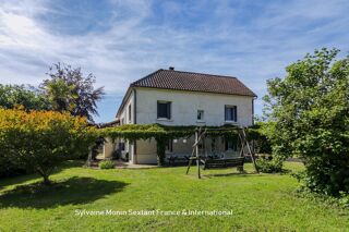  Villa à vendre 8 pièces 238 m²