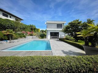  Villa  vendre 5 pices 140 m