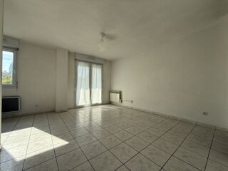  Appartement à louer 1 pièce 25 m²