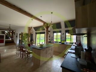 Maison à vendre 11 pièces 373 m²