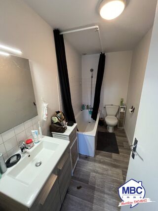  Appartement à louer 3 pièces 56 m²