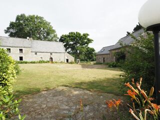 Maison 7 pièces 187 m² · à Guern · 187 m² · 289 800 €
