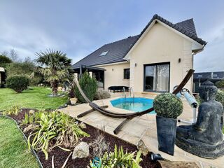  Villa � vendre 9 pi�ces 220 m�