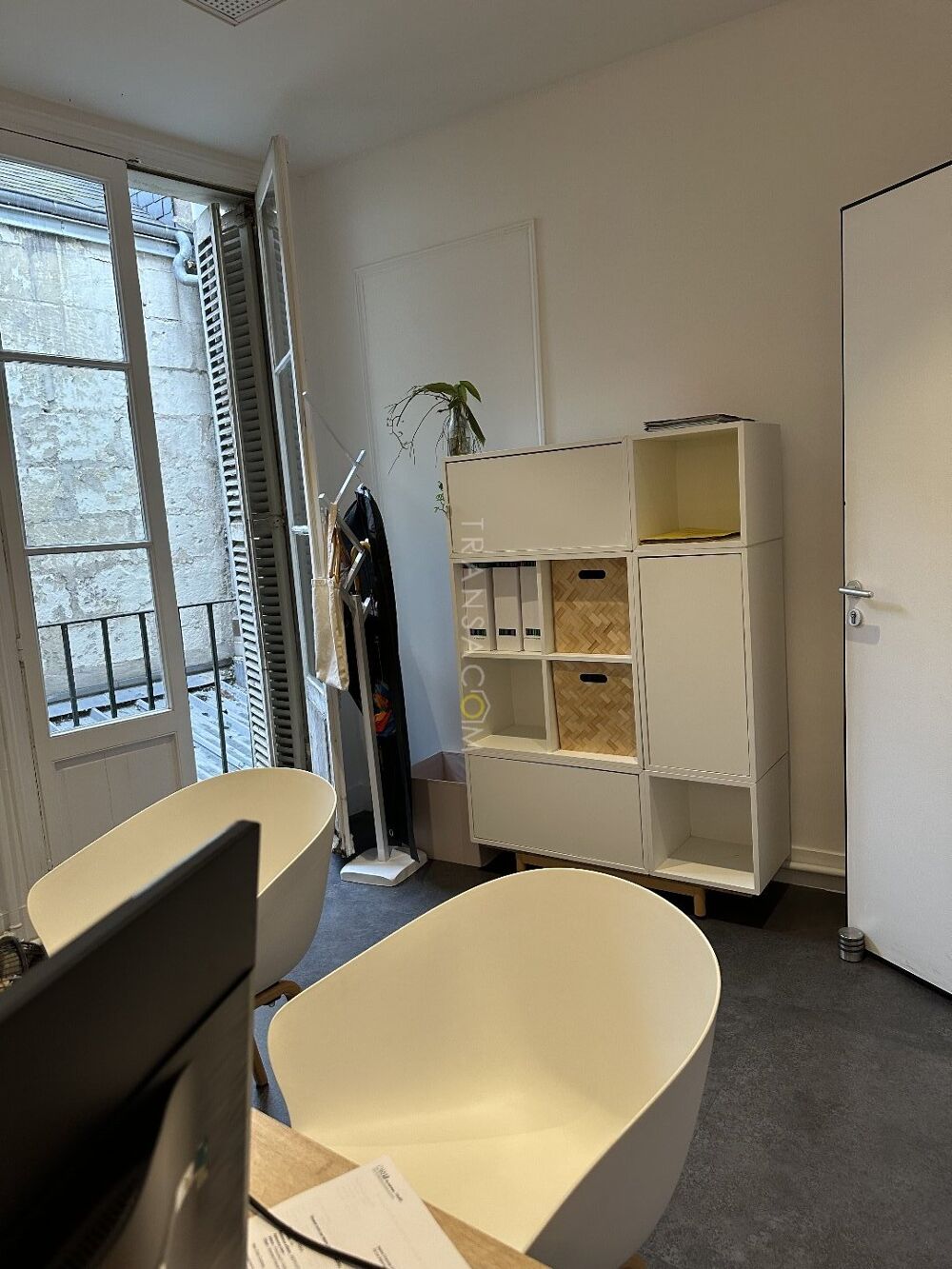   Bureau Tours