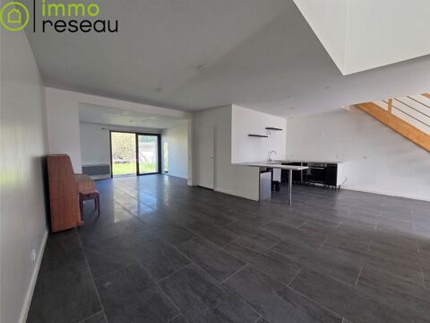   Maison Maison - 5 pièce(s) - 140 m²