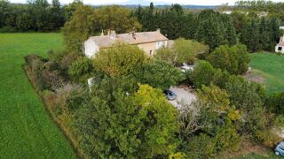  Villa  vendre 15 + pices 400 m