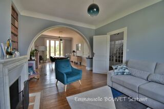 Maison à vendre 9 pièces 209 m²