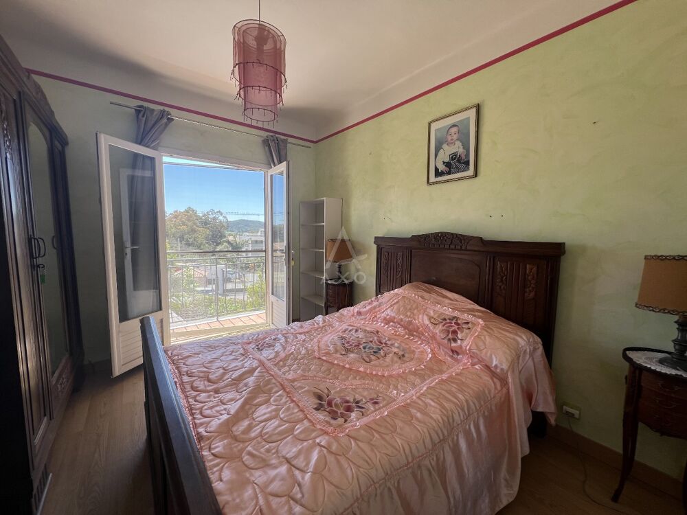  vendre  Villa Bormes-les-Mimosas (83230)