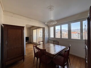  Appartement � vendre 5 pi�ces 99 m�