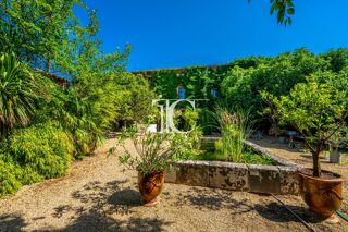  Villa � vendre 13 pi�ces 466 m�