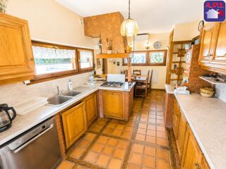  Villa à vendre 5 pièces 184 m²
