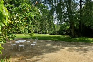  Villa � vendre 15 + pi�ces 600 m�