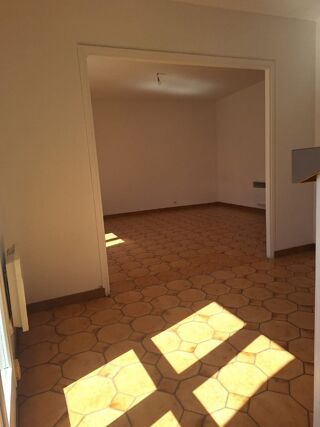  Appartement à louer 2 pièces 49 m²