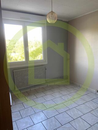  Appartement � vendre 5 pi�ces 80 m�