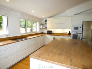  Maison � vendre 5 pi�ces 240 m�