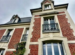  Maison à vendre 10 pièces 240 m²