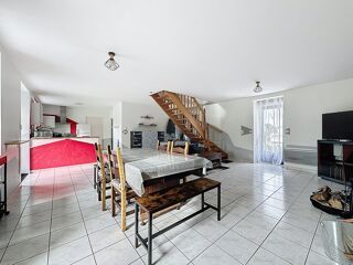  Maison  vendre 8 pices 148 m