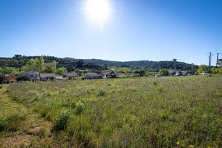  Terrain à vendre 585 m²