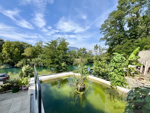   Ensemble Immobilier Maison - 11 pi�ce(s) - 261 m�