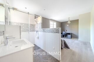  Villa � vendre 4 pi�ces 200 m�