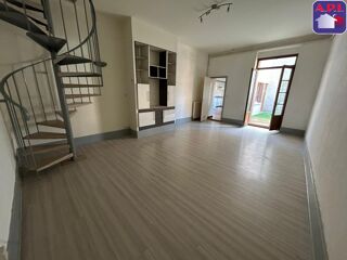  Appartement à louer 3 pièces 80 m²