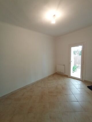  Appartement à louer 3 pièces 53 m²