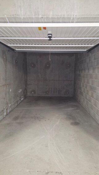  Parking / Garage à vendre 1 pièce 14 m²