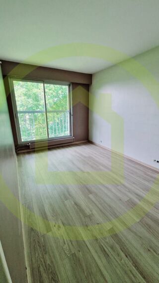  Appartement  vendre 5 pices 83 m