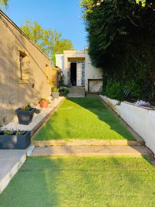  Maison à vendre 10 pièces 305 m²