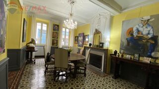  Villa  vendre 12 pices 392 m