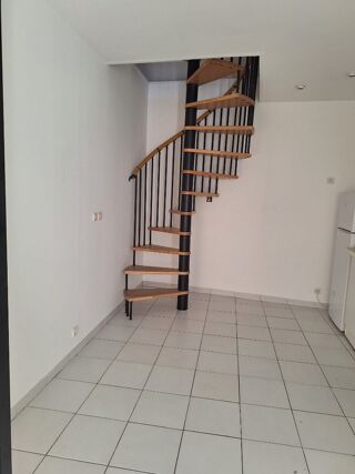  Maison à louer 2 pièces 27 m²