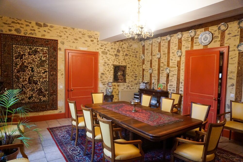 � vendre  Villa Nontron (24300)