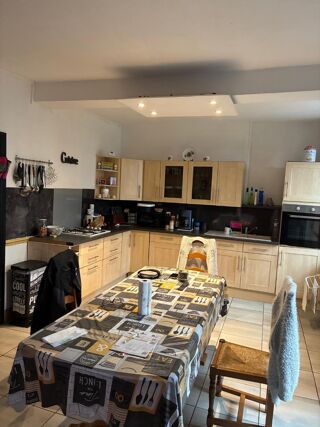  Maison  vendre 6 pices 131 m