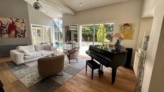  Maison  vendre 7 pices 232 m