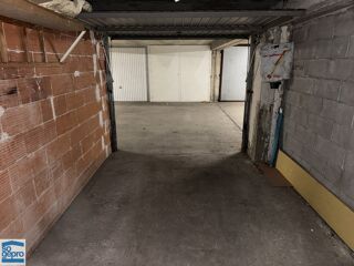  Parking / Garage  vendre 1 pice 12 m