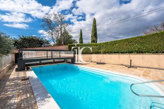  Villa  vendre 6 pices 200 m